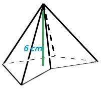 Pirámide base pentagonal cóncava altura 6 cm